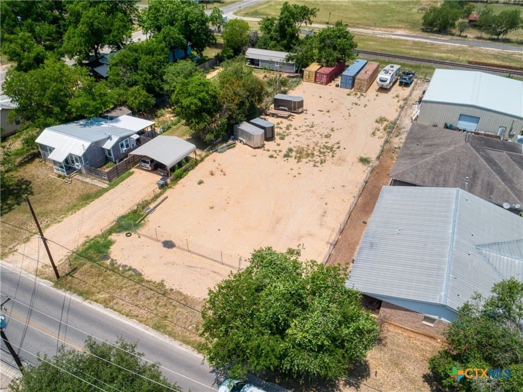 243 E Torrey Street lot: 8
