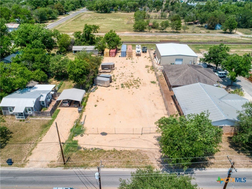 0.44 acres in Comal County - photo 2