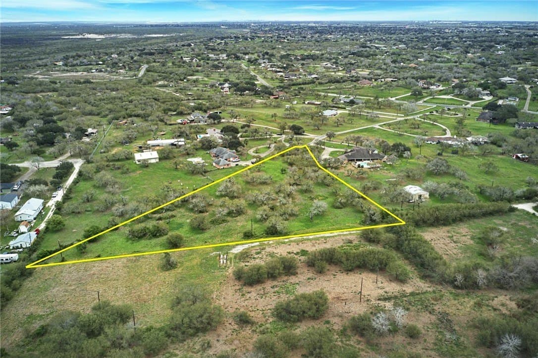 3.1 acres in Nueces County - photo 4