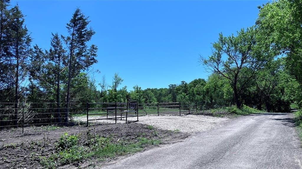 16.06 acres in Grayson County - photo 12
