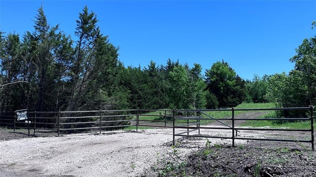 16.06 acres in Grayson County - photo 7