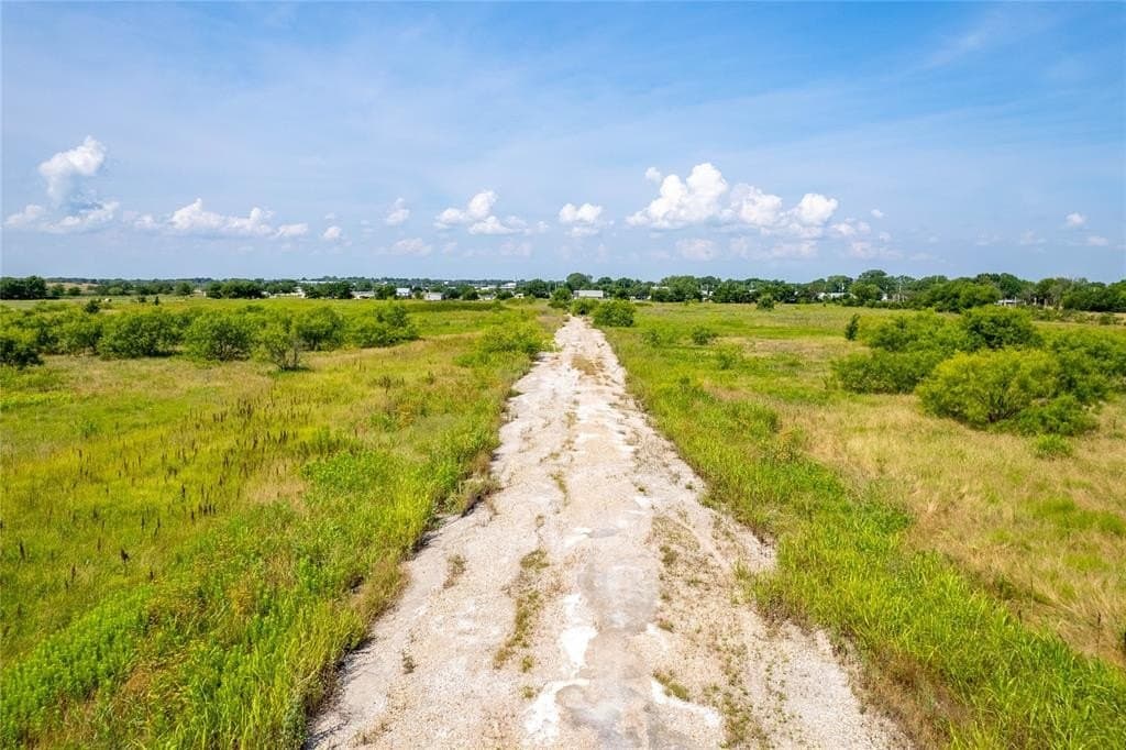 8.46 acres in Hill County - photo 6