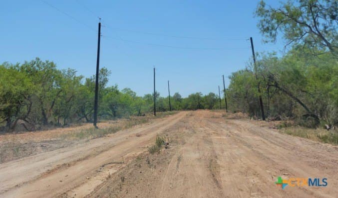 1 acres in Gonzales County - photo 7