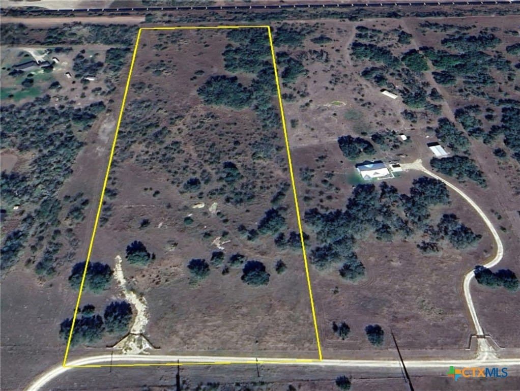 15 acres in Goliad County - photo 7