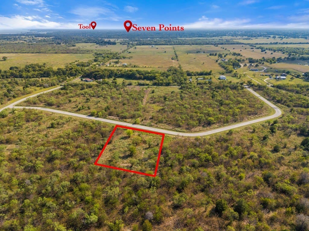 1.14 acres in Kaufman County - photo 5