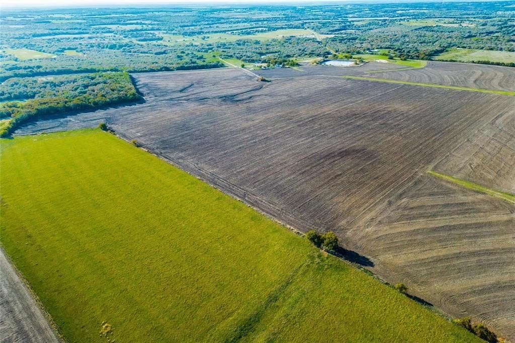 132 acres in Hill County - photo 5