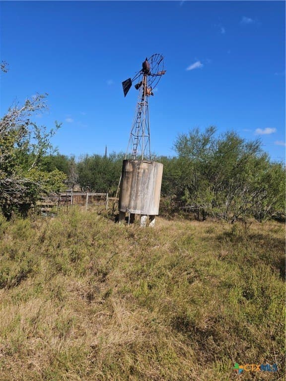 36.95 acres in Goliad County - photo 3