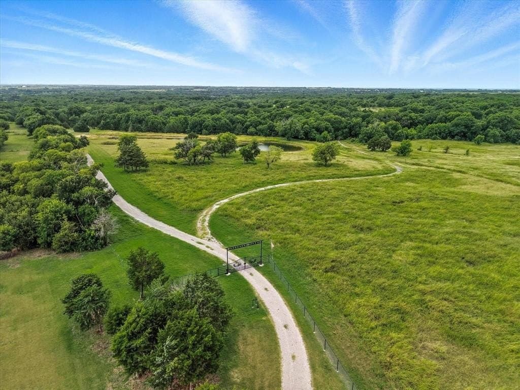 63.53 acres in Ellis County - photo 9