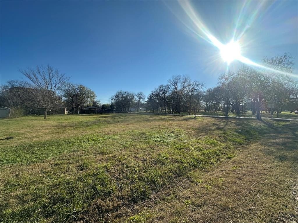 0.29 acres in Ellis County - photo 8