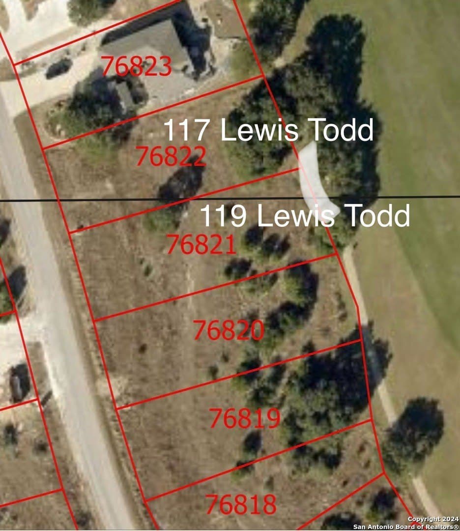 0.34 acres in Blanco County - photo 4