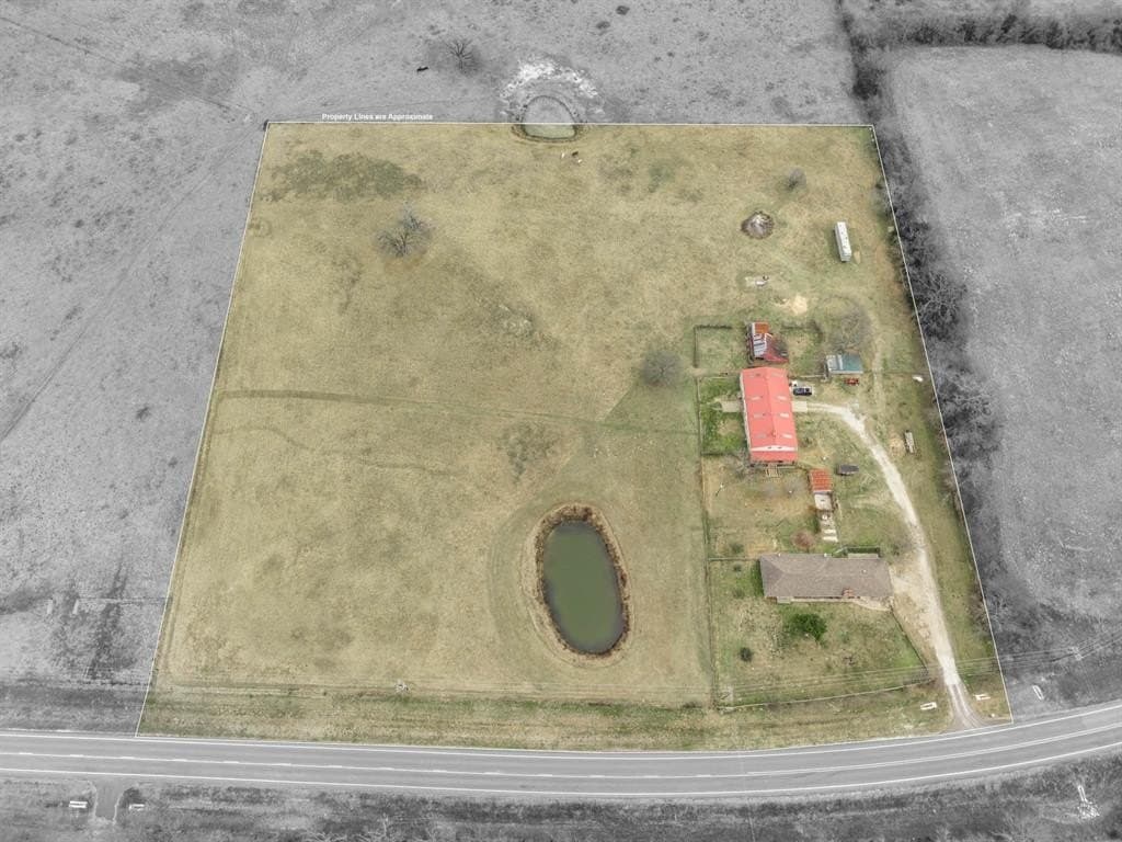 10.05 acres in Robertson County - photo 40