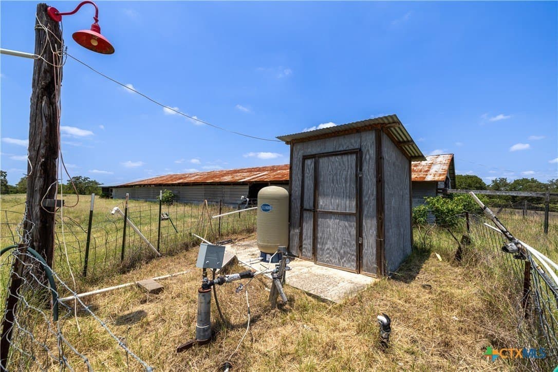 47.75 acres in Caldwell County - photo 12