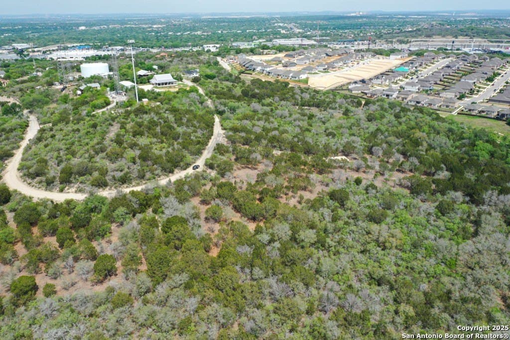 0.5 acres in Bexar County - photo 2