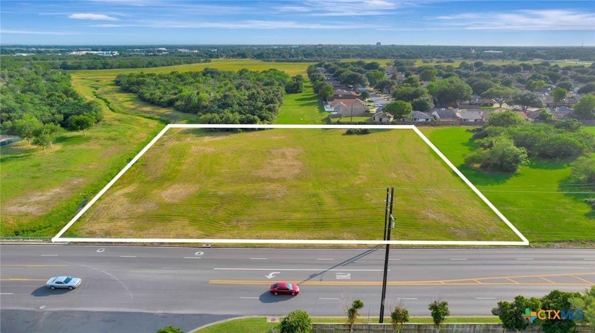 3 acres in Victoria County - photo 2