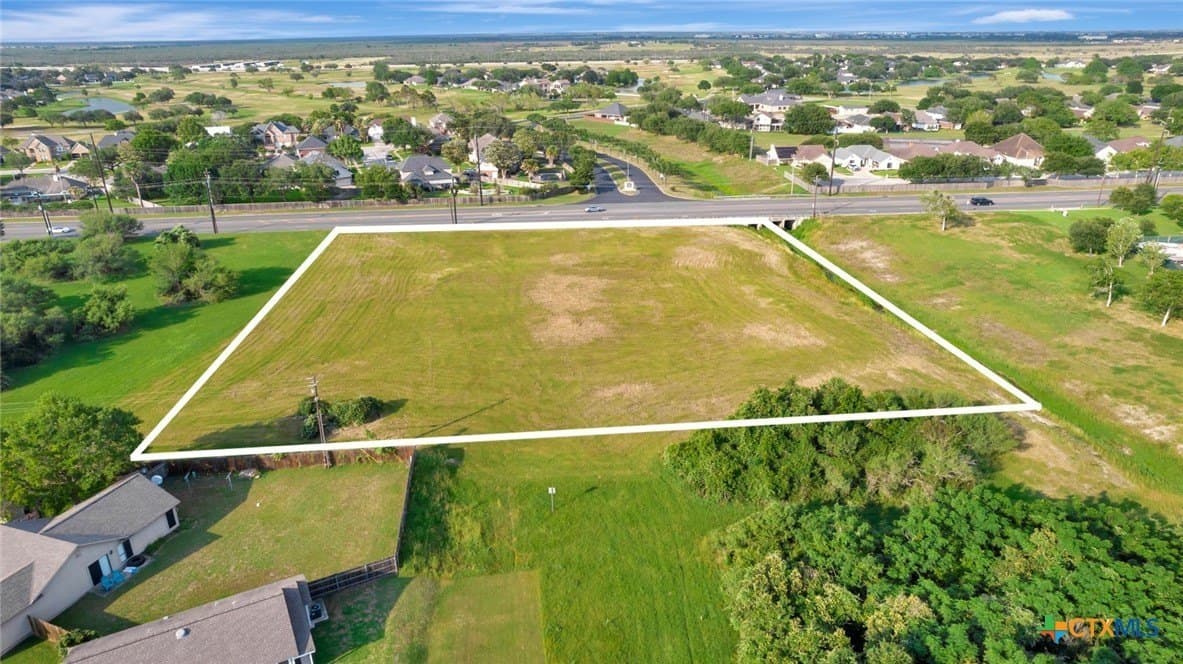 3 acres in Victoria County - photo 3