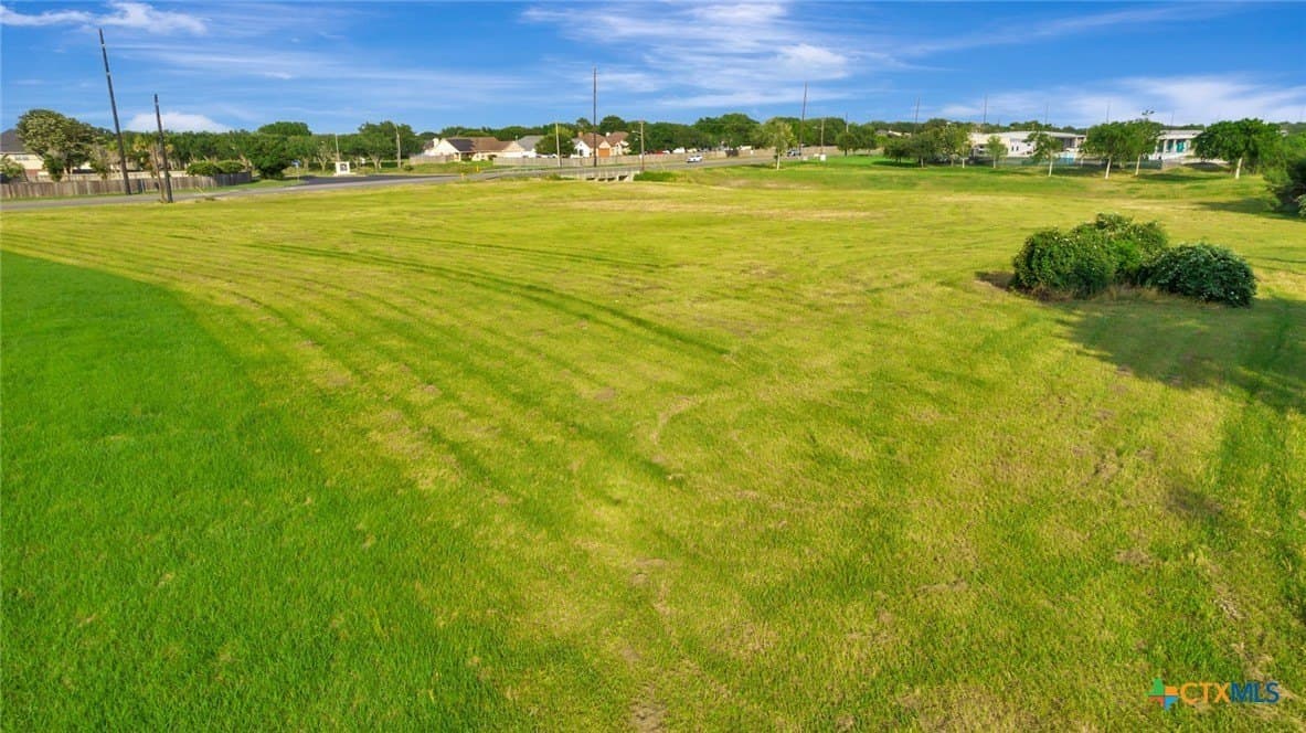 3 acres in Victoria County - photo 10