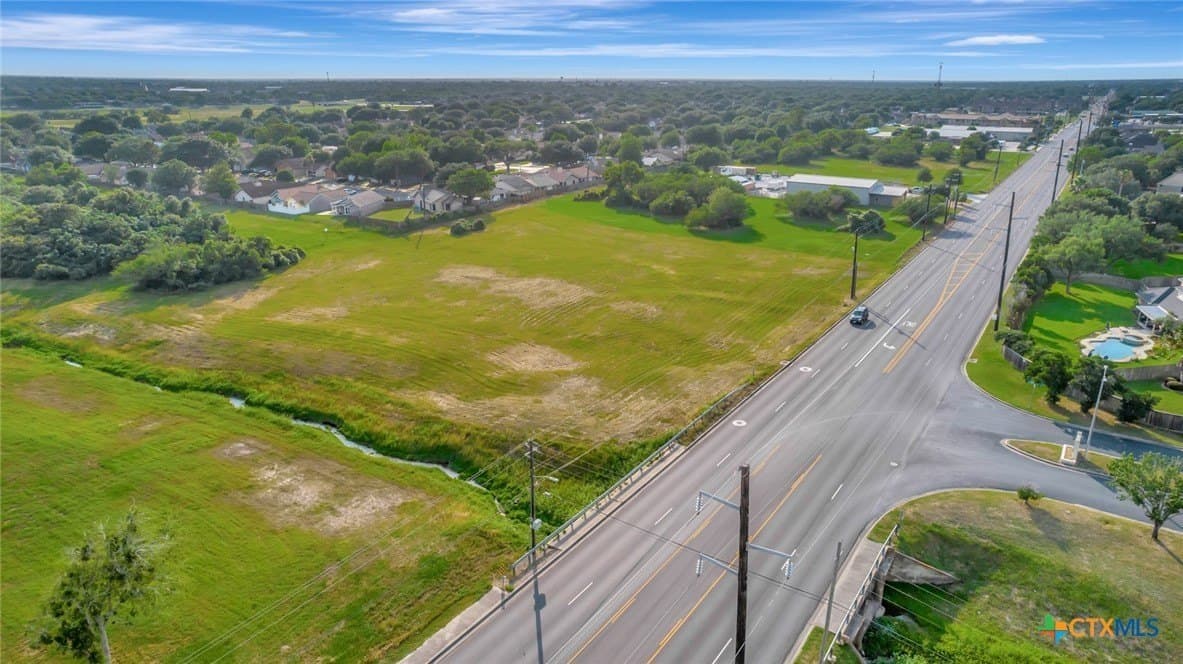 3 acres in Victoria County - photo 6