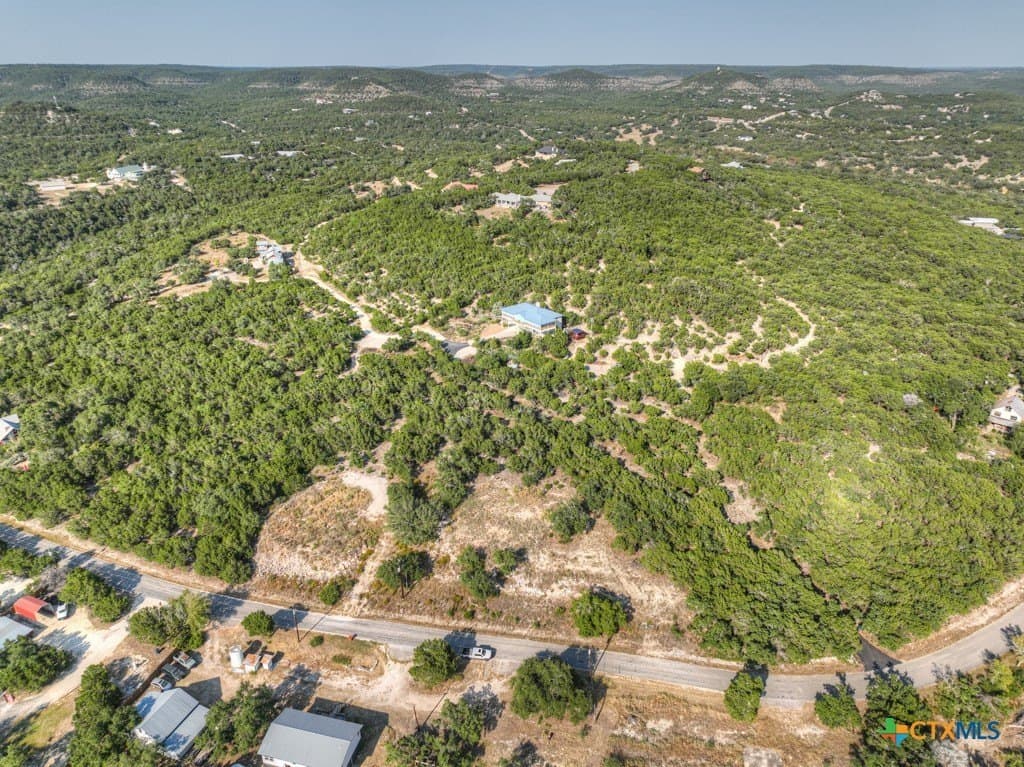 1.14 acres in Comal County - photo 4
