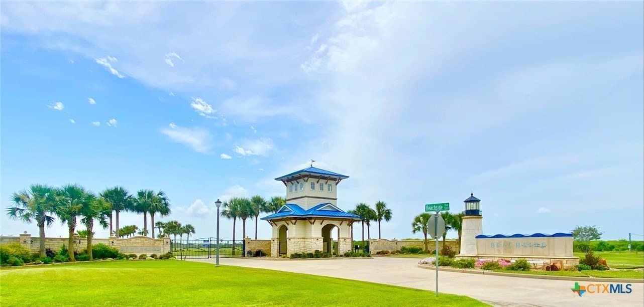 2936 Hammock Court lot: 821