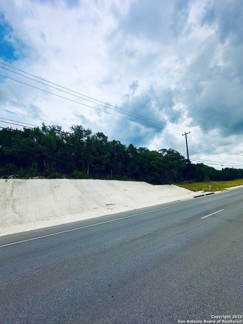 1.91 acres in Bexar County - photo 4