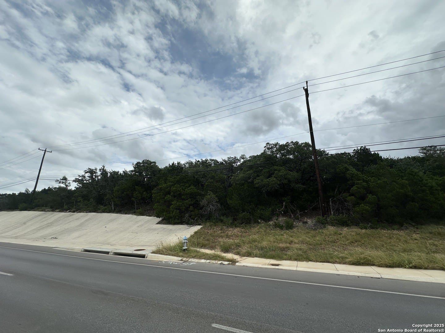 1.91 acres in Bexar County - photo 3