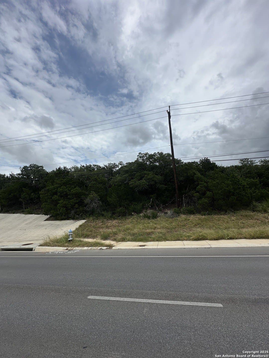 1.91 acres in Bexar County - photo 2