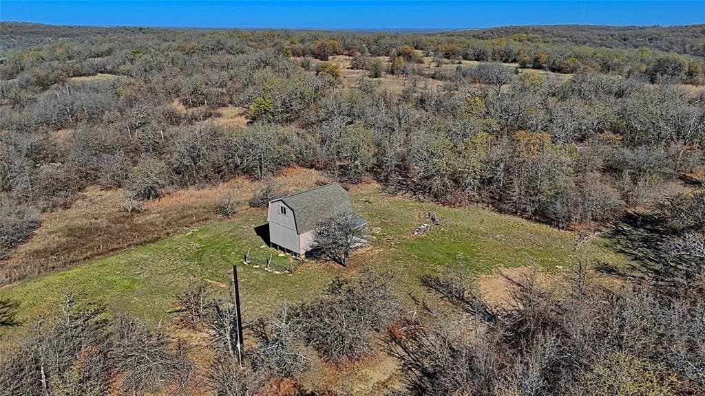 10 acres in Montague County - photo 17