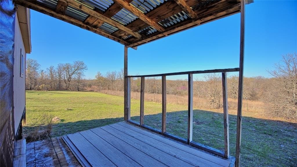 10 acres in Montague County - photo 4