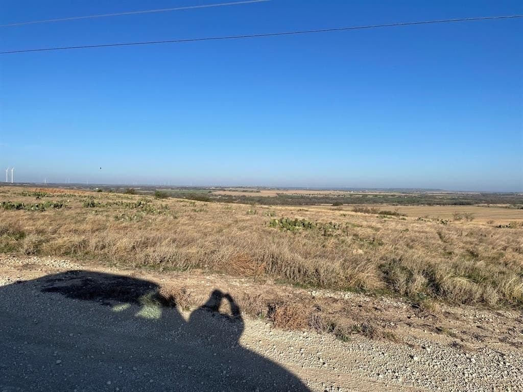 10.01 acres in Hamilton County - photo 2