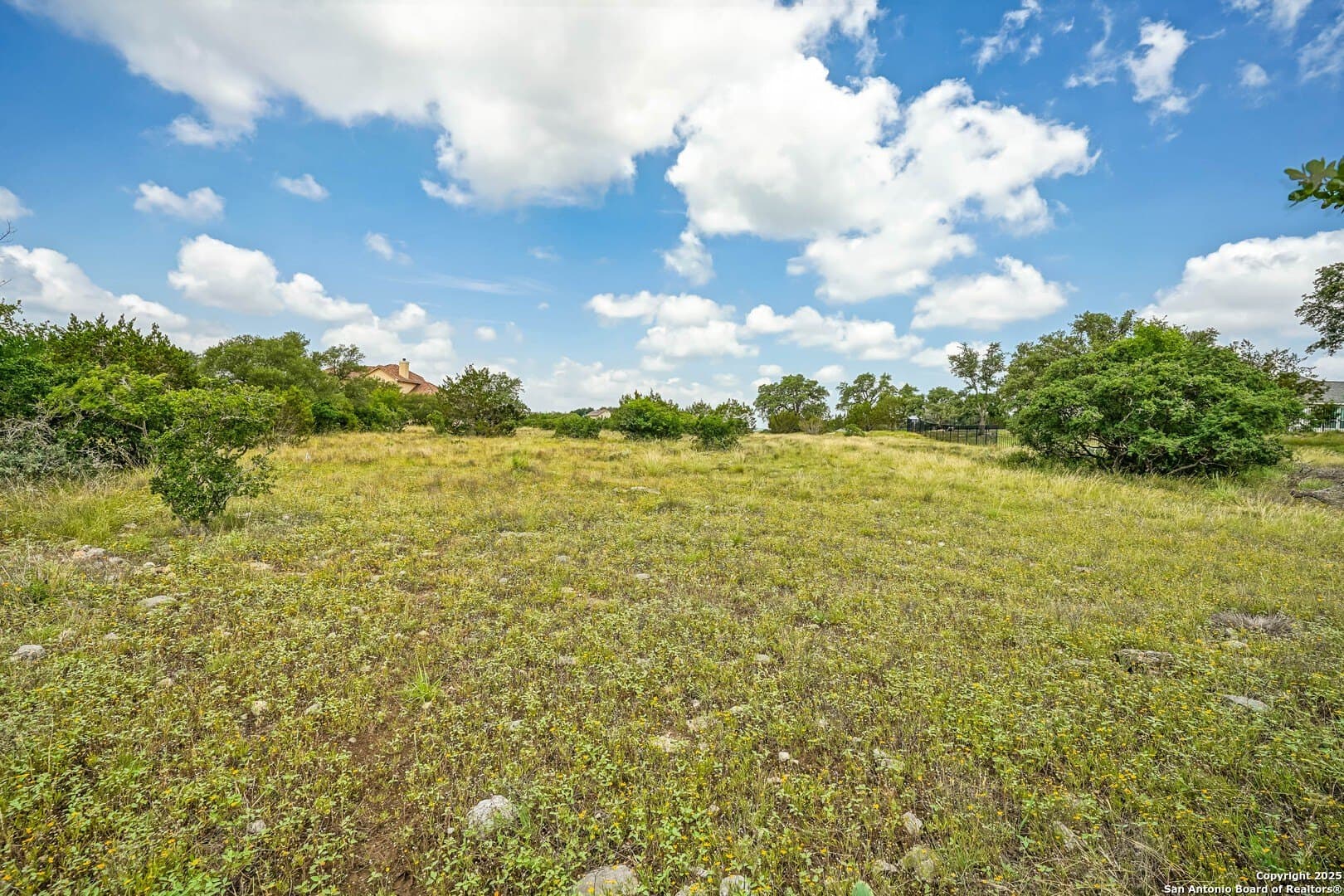 2 acres in Comal County - photo 16