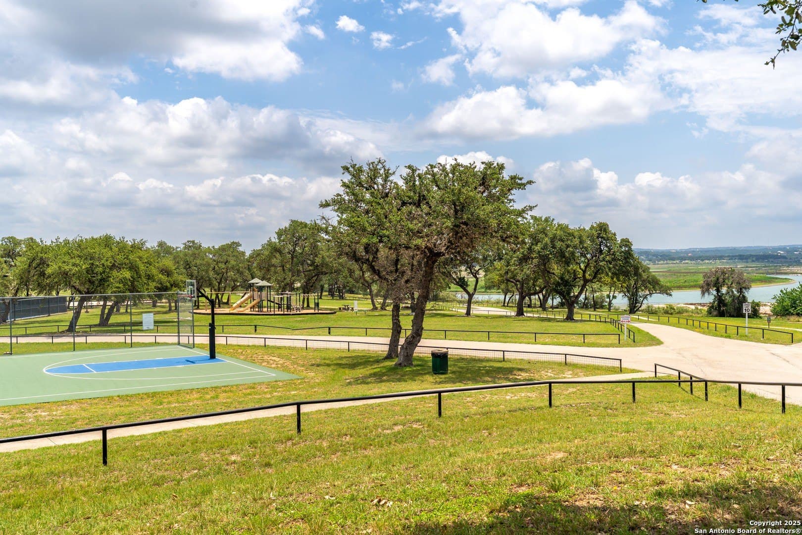 2 acres in Comal County - photo 22