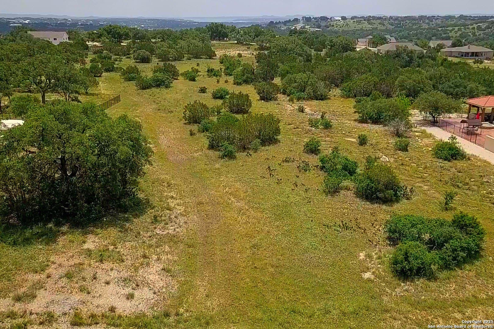 2 acres in Comal County - photo 6