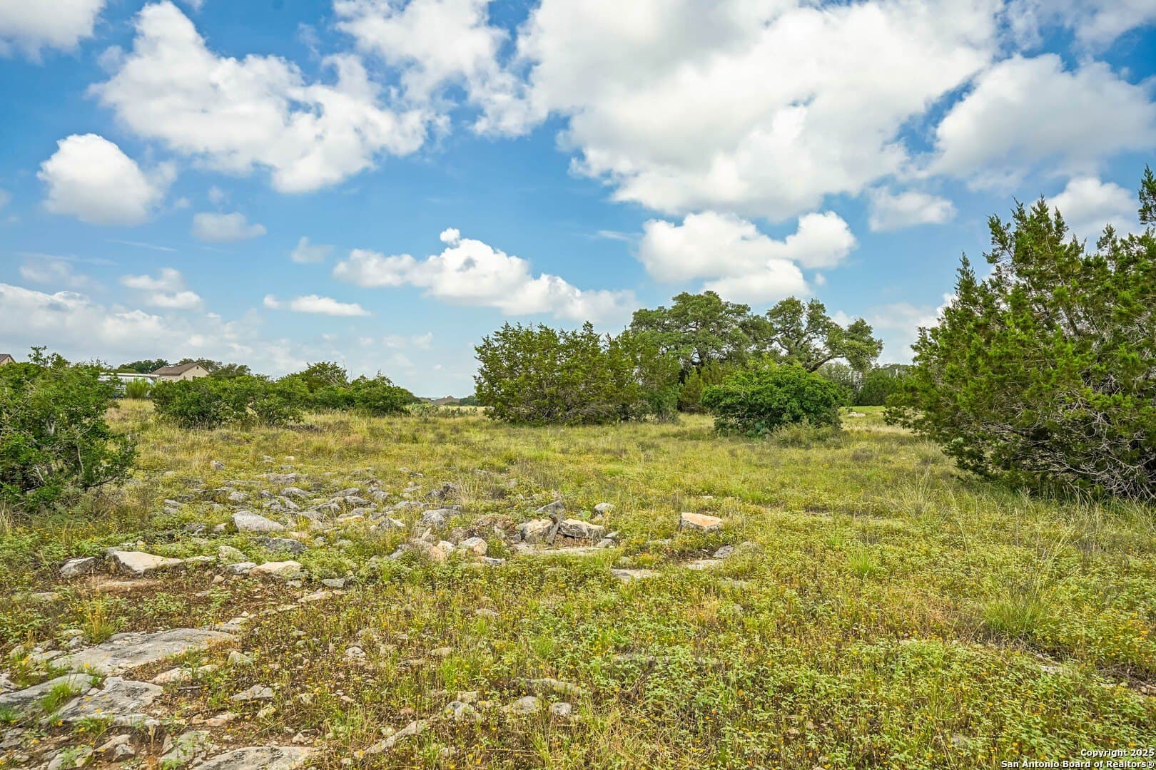 2 acres in Comal County - photo 13