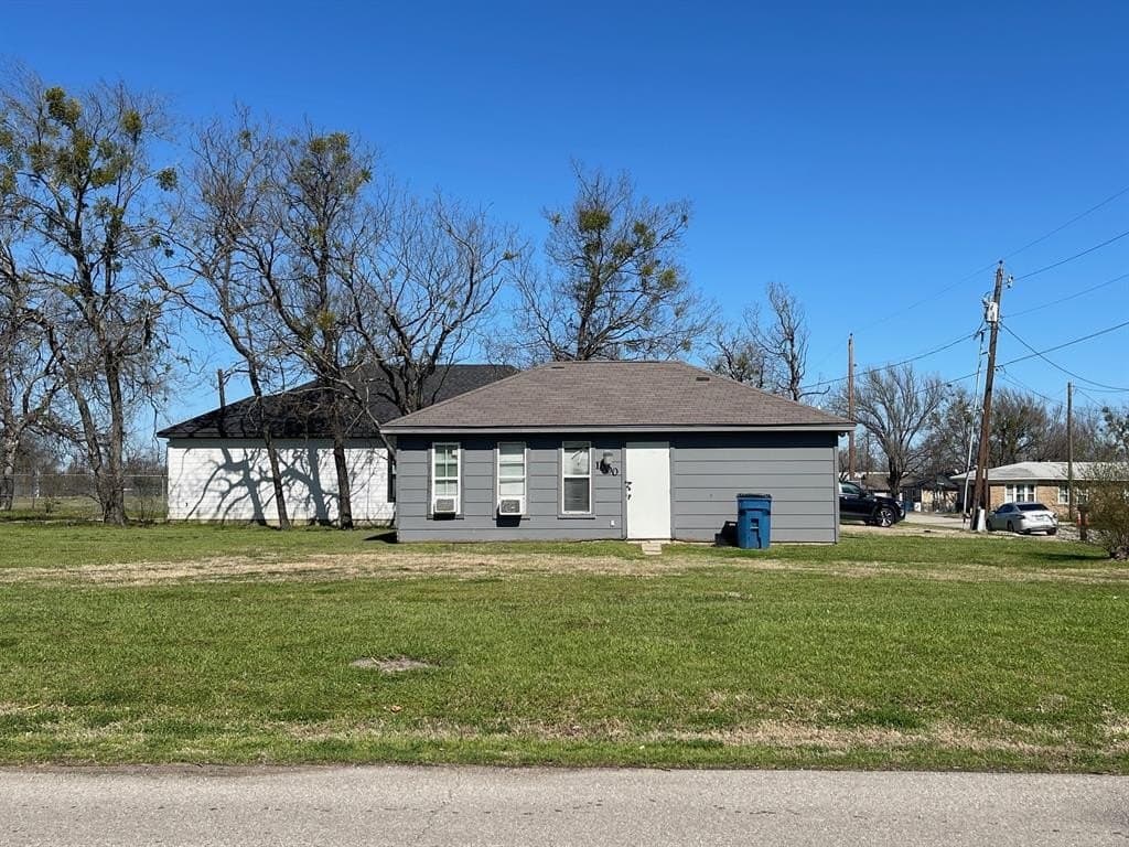 0.2 acres in Navarro County - photo 3