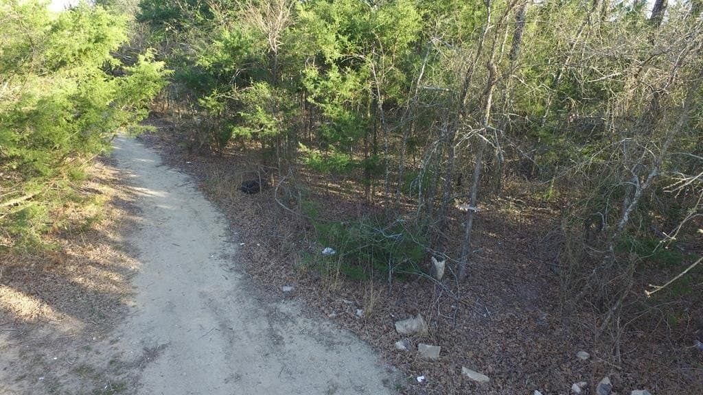 0.01 acres in Henderson County - photo 7