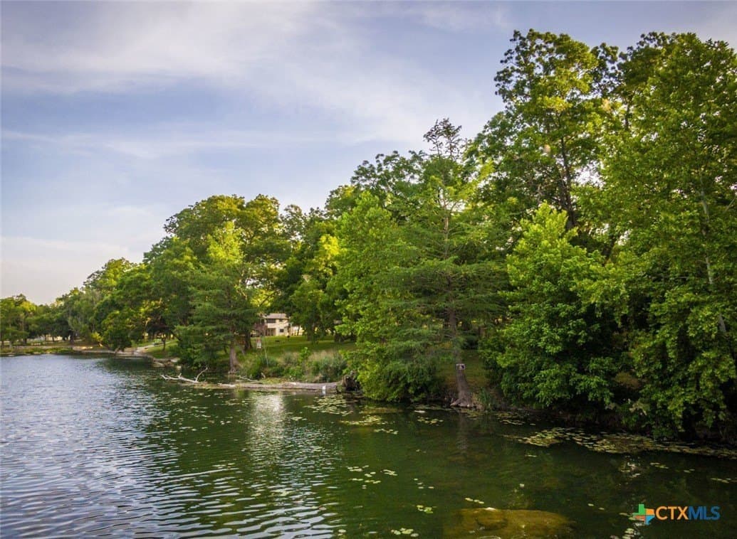 0.99 acres in Comal County - photo 6