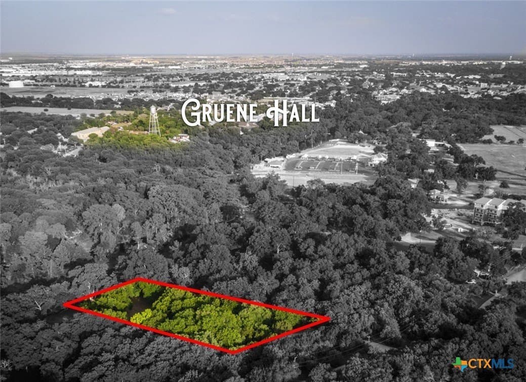 0.99 acres in Comal County - photo 7