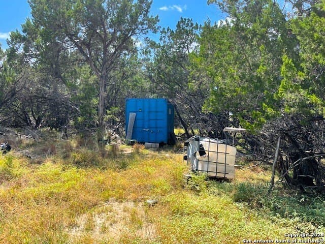 0.71 acres in Bandera County - photo 9