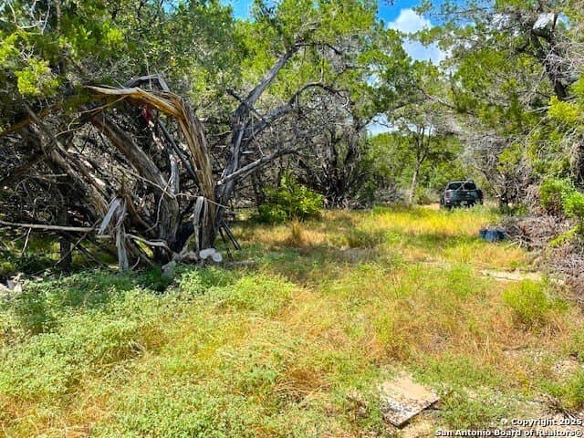 0.71 acres in Bandera County - photo 14