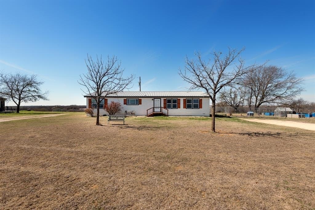 12.06 acres in Hill County - photo 3