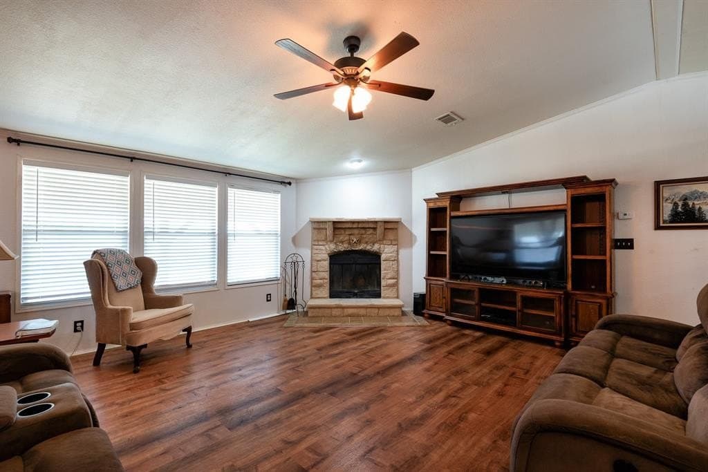 12.06 acres in Hill County - photo 4