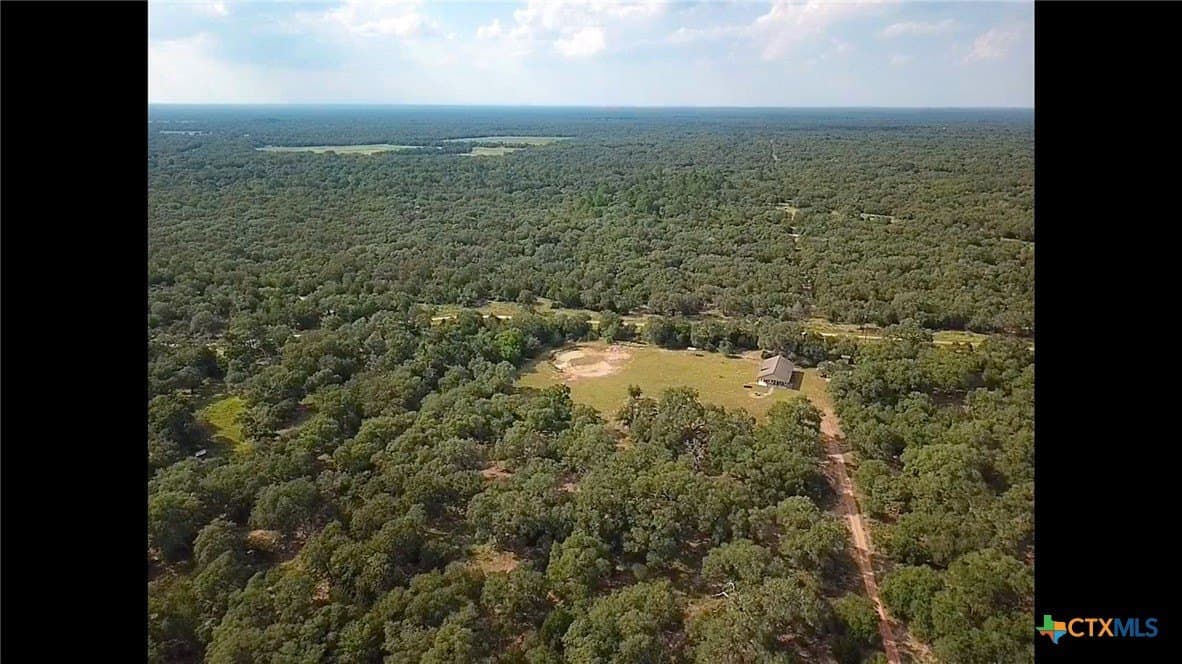 22 acres in Lavaca County - photo 41
