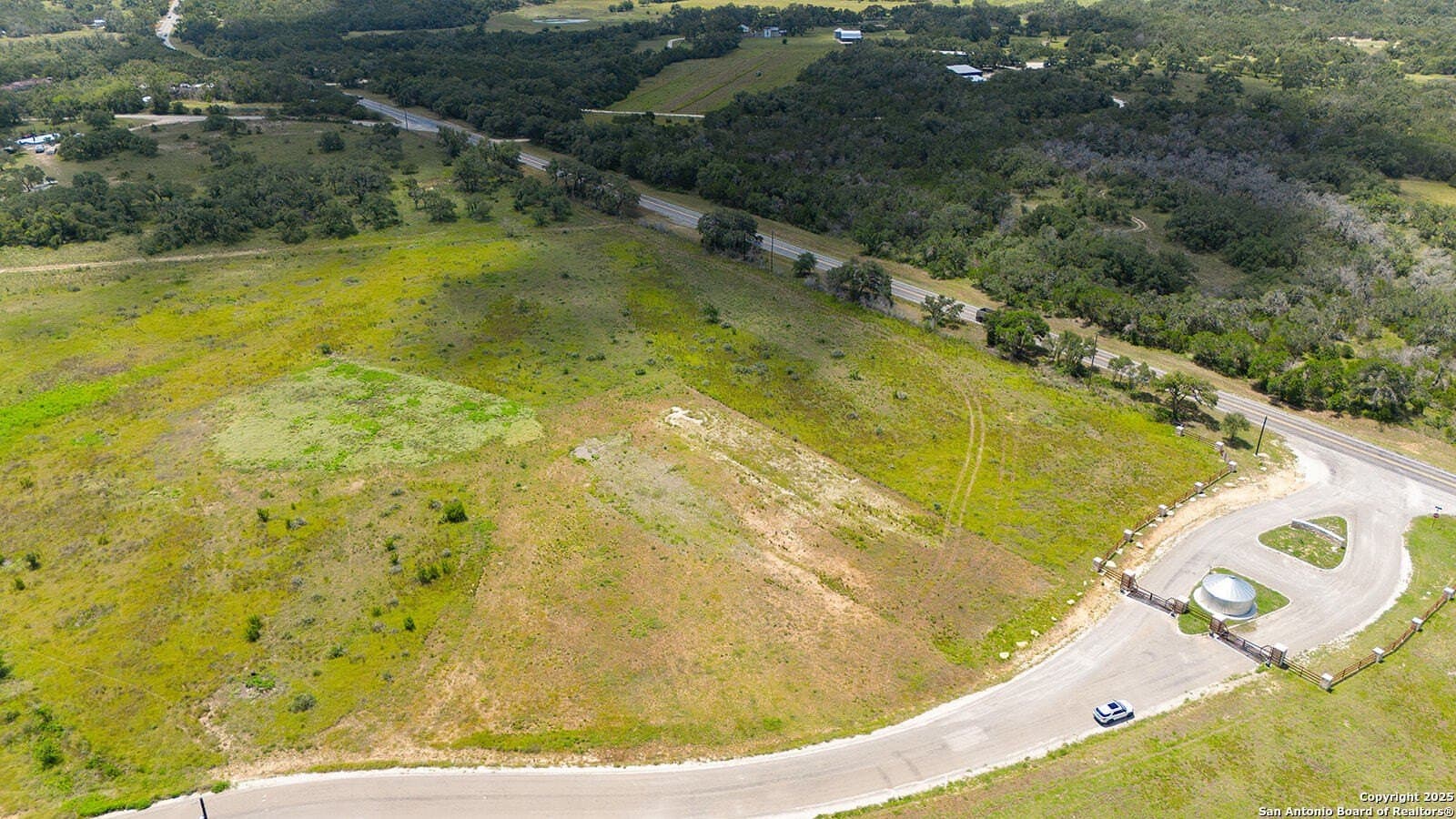 5.02 acres in Comal County - photo 6