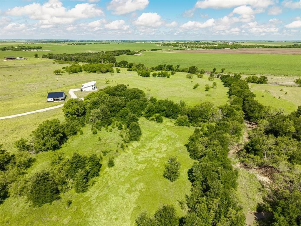 11.34 acres in Hill County - photo 33