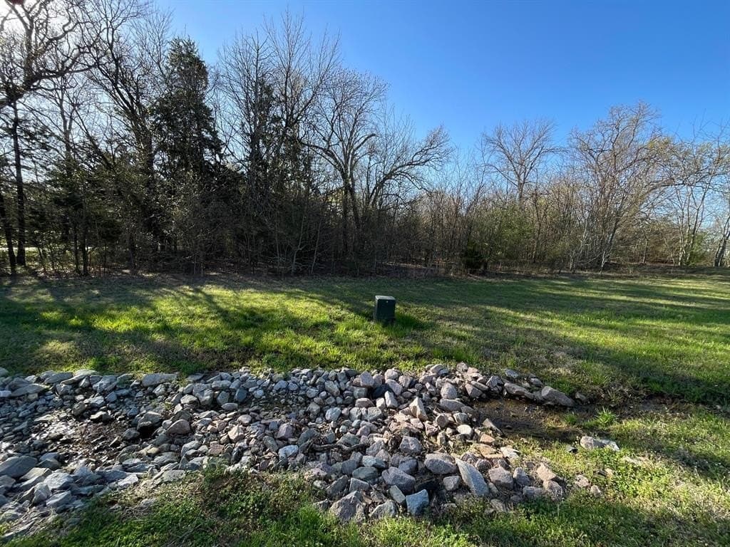 0.65 acres in Grayson County - photo 3