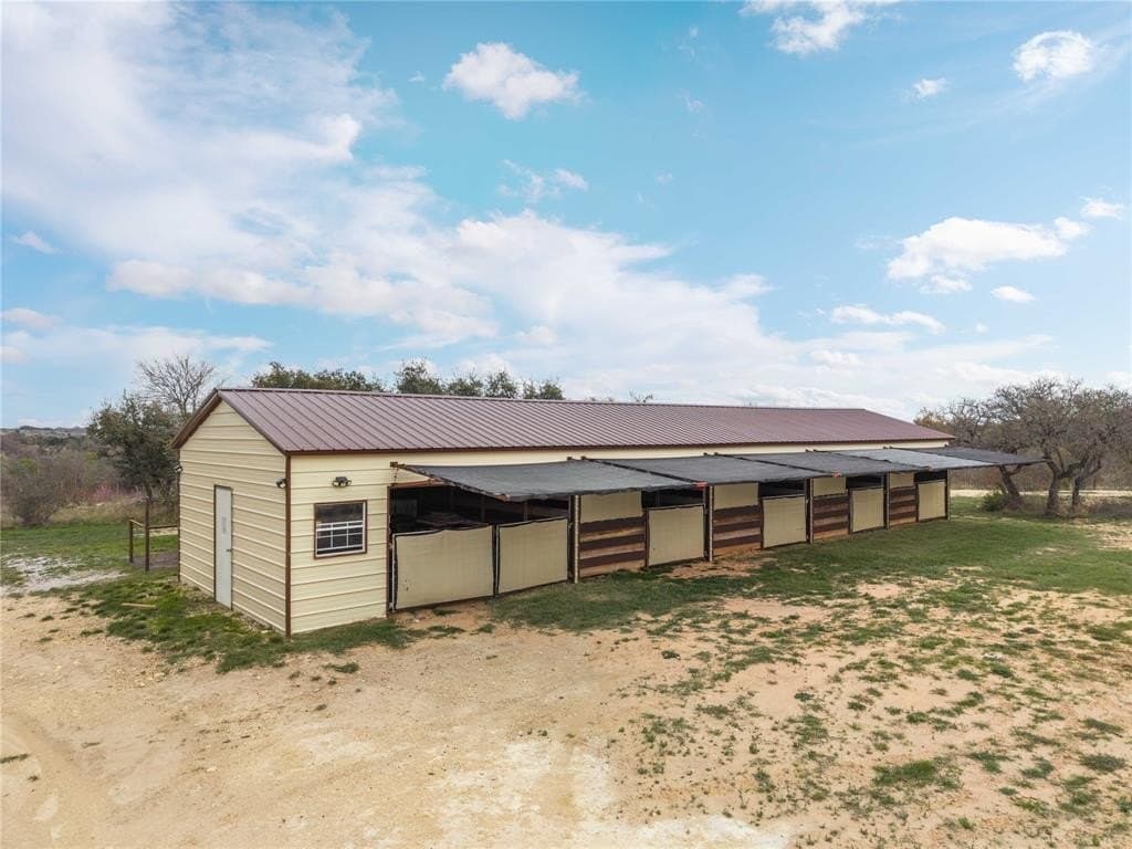 10.01 acres in Comanche County - photo 4