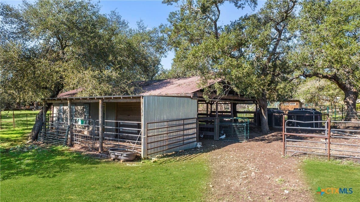 51.7 acres in Hays County - photo 34