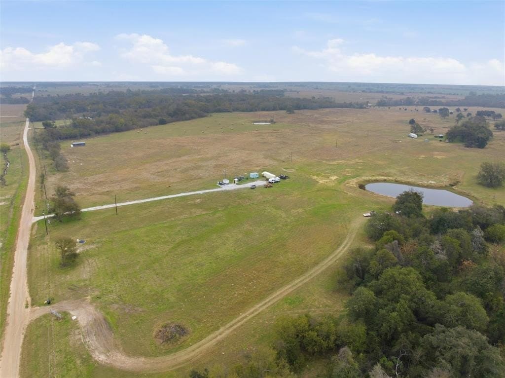 5.01 acres in Falls County - photo 4