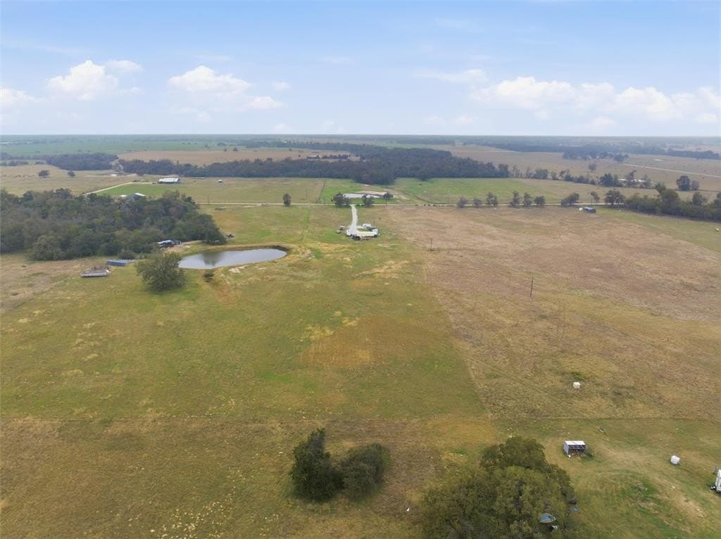 5.01 acres in Falls County - photo 7