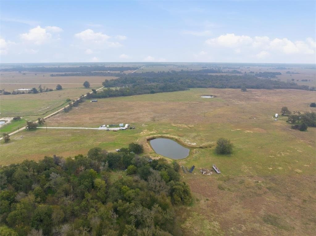 5.01 acres in Falls County - photo 8